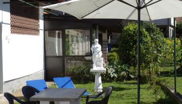 Casa Vacanze Terra di Mezzo - Foto 3, sunbed, Garden view