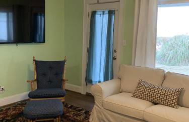 Beach Front on the Bay on the Dunes bungalow - Photo 4