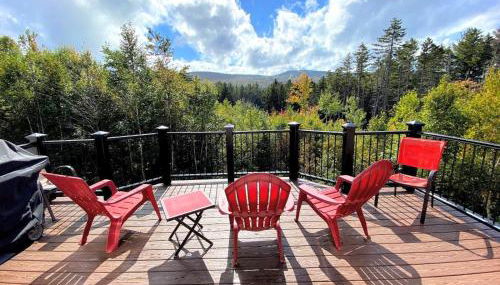 NEW Single family home with spectacular views and lots of space Privacy convenience and style - Foto 2