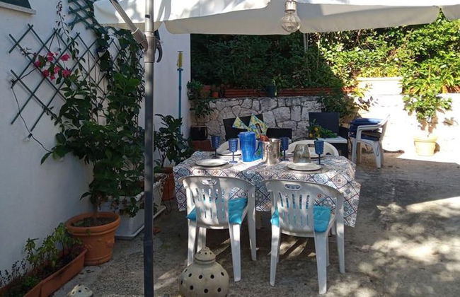 Apartment With Air-con and Pool - Foto 16