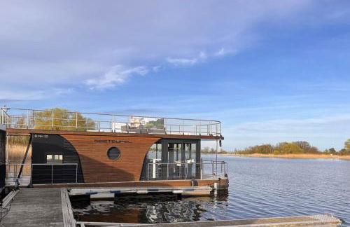 Urlaub im schwimmenden Ferienhaus, mitten in der Natur - Foto 1