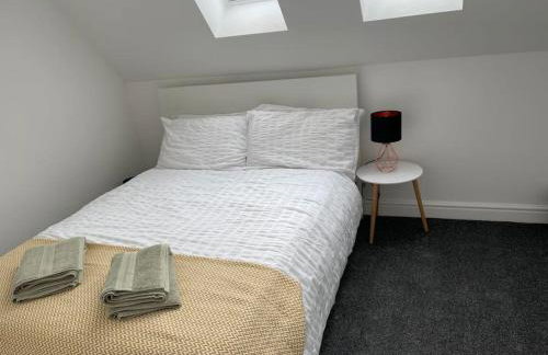 Orchid Lodge - Two Bed Generous Flat - Parking, Netflix, WIFI - Close to Blenheim Palace & Oxford - F4 - Photo 42