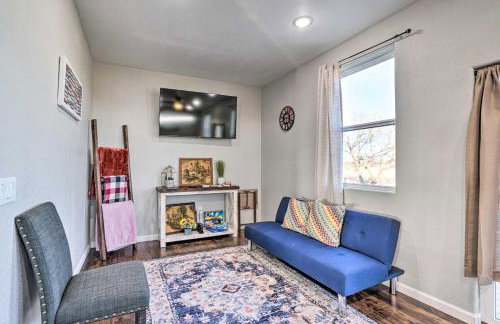 Peaceful Atascosa Home with Balcony and Deck! - Foto 7