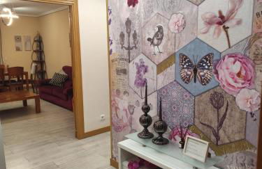 apartamento de tres dormitorios con garaje y todos los servicios cerca - Foto 1