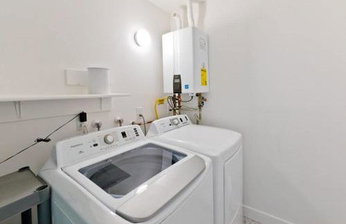 Quintessential Family Palm Springs Salt Pool Spa Casita - Foto 73