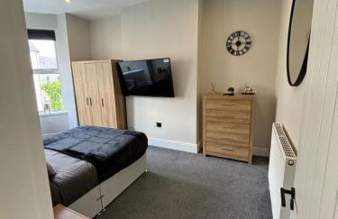 Modern 5 Bedroom Terraced Luxurious House - Foto 17