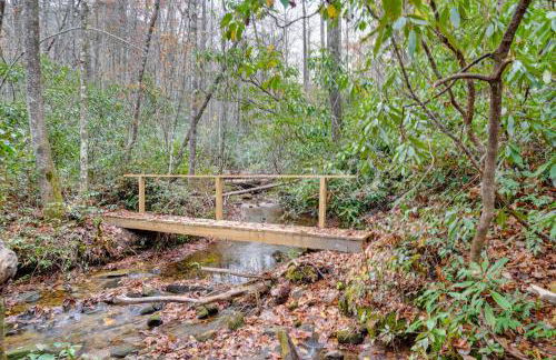 Creekside Family Retreat by Waterfalls and Hiking! - Foto 2