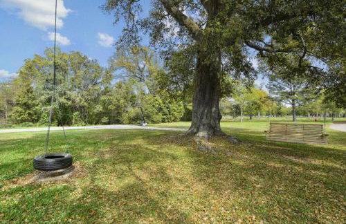 Old Town Bay St. Louis Outdoor Bar Area Game Room - Foto 45