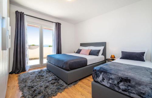 Merita Apartments with Pool - Photo 16