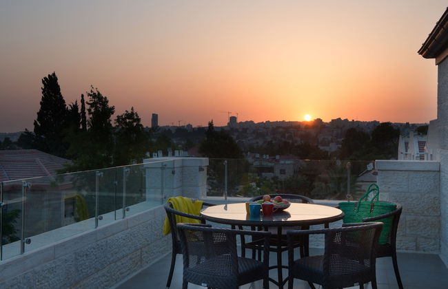 Rafael Residence - Photo 19