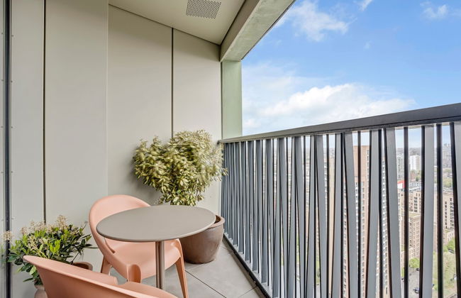 Stunning Two-bedroom Apartment With a Balcony - Foto 2