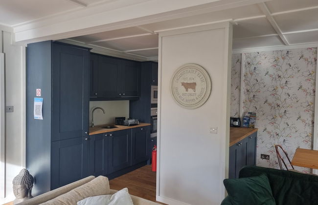 Stunning 1 Bedroom Lodge - Photo 8