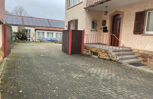 6-Personen Apartment mit großem Parkplatz, Küche & WLAN ideal für Monteure und Familien - Foto 12