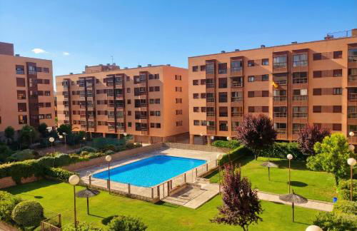 JMC New Suite Madrid Airport - Photo 1