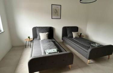 3 ZW 95 m2 Neubau Kostenlos Parkplatz im Hof - Foto 18