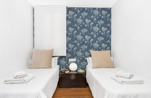 Atic Barcelona - Foto 19