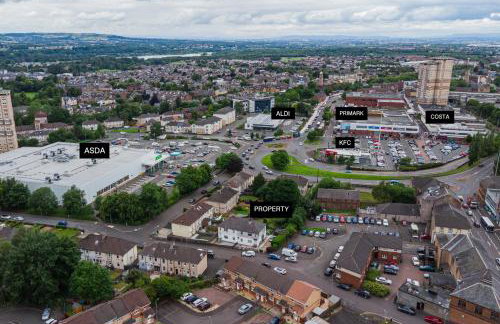 Modern And Vibrantly Designed Apartment - Foto 25