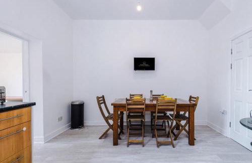 4BDR House By Eason Stays Short Lets Chorley - Foto 16