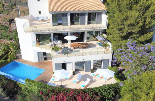 Idyllic 6 bed villa stunning sea view salt pool - Foto 57