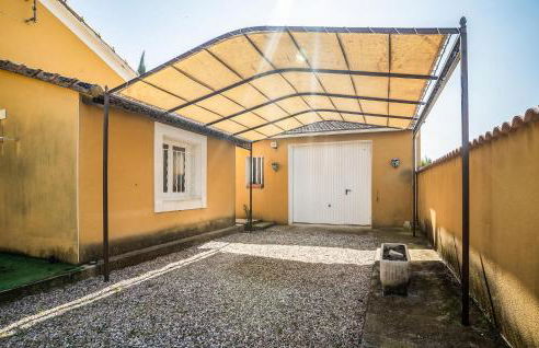 2 Bedroom Amazing Home In Noves - Foto 10