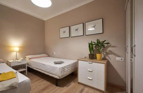 BeBarceloner Sant Andreu Apartments - 3 bedrooms - Photo 31