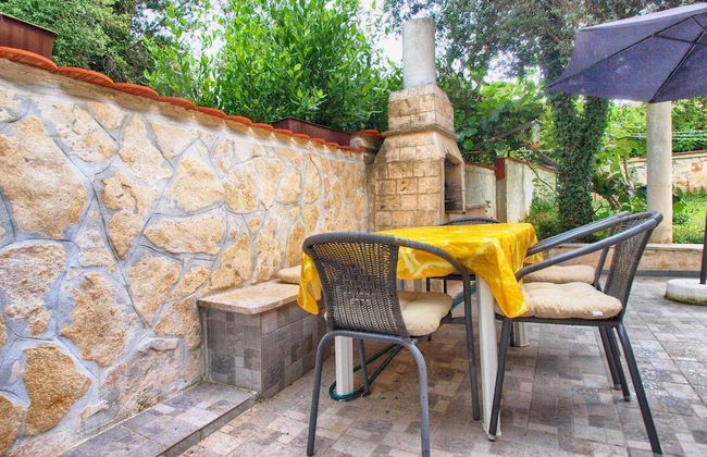 Apartment 1408 - Photo 24