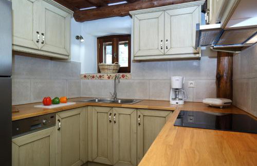 Matzanas House - Photo 21