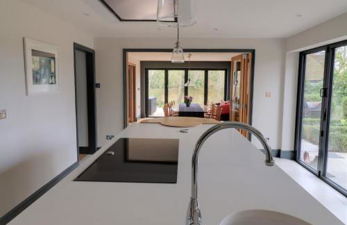 Modernised seven bedroom country house and garden with hot tub - Foto 10