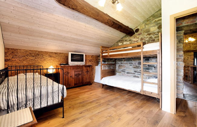 Forest-edge Stay, Burtonville - Photo 4