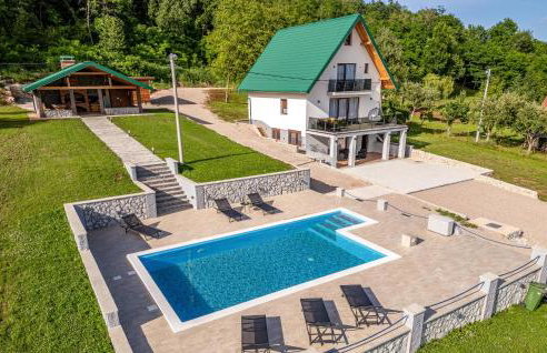 Beautiful Home In Musaluk - Photo 1