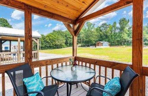 6 A Little Wanderlust Lux Tiny House, Firepit, Boat Parking, 5 Mins to Lake, Downtown - Foto 2