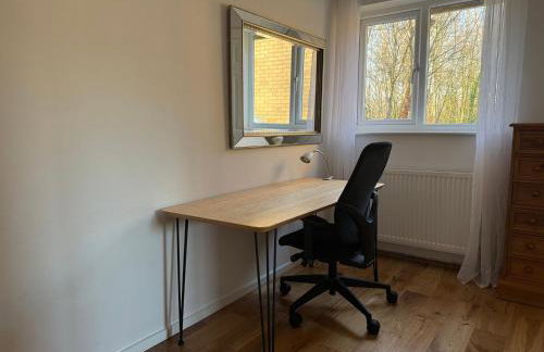 Entire House with Garden and Office - Foto 30