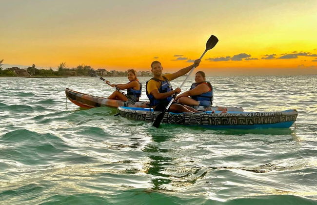 Bioluminescent Plankton Kayak Tour - Photo 8