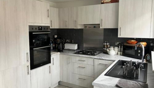 Waverley 3-Bed Springfields House - Foto 5