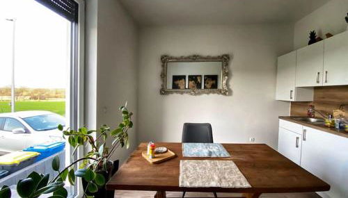 Schöne 1-Zimmer Wohnung mit Boxspringbett & Küche - Photo 5