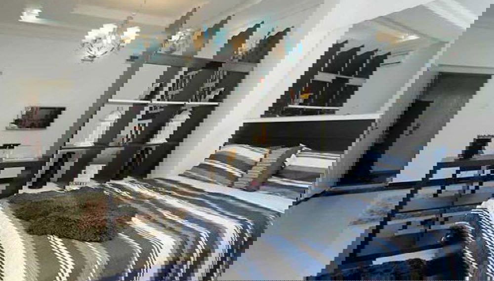 Capital & County Apartment Ikate - Photo 1, Primary image