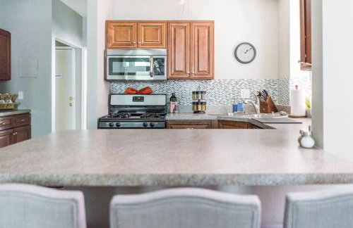 Beautiful 6BR 2 Kitchens Duplex By StayStLouis - Foto 19