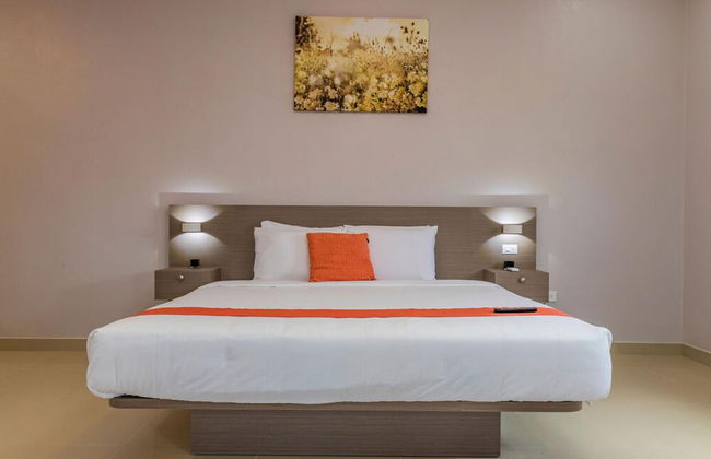 NEW 6BR Villa w Pool Across Street Palmbeach - Foto 18