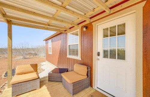 Hike, Hunt and Fish Pet-Friendly Studio in Dilley! - Photo 16