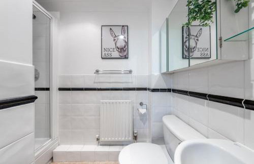 STN - Bishops's Stortford - Free Gated Parking - Two Bed Apartment - Perfect location for Stansted Airport - Foto 9