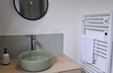 La péniche de Fabrice avec Jacuzzi privatif - Foto 16