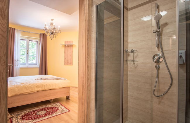 Vila Radolca Apartments and Rooms - Foto 18