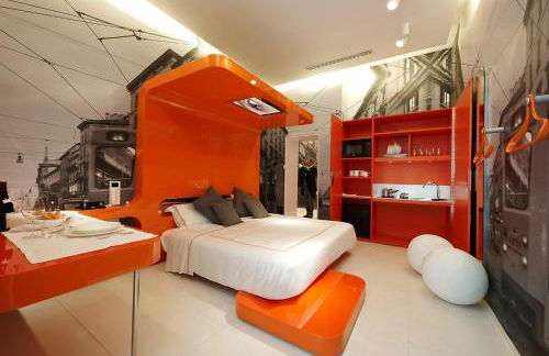 Town Suites - Photo 31