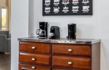 Relux Sea View 2 Bedroom Apartment by BluPine - Photo 32