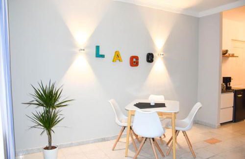 Beautiful apartment on the lake, pool & parking - Nr 123 - Photo 10