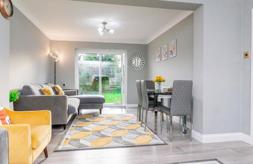 Stunning Place, close to Windsor & Heathrow & Private Parking - Foto 32