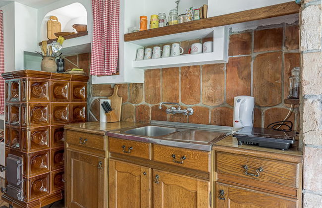 Riverside House With Hot Tub - Photo 5