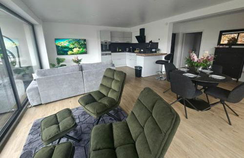 Stilvolle Wohnung mit Blick und Selbst-Check-in - Foto 3