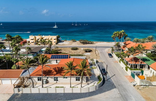 NEW Modern Cozy Studio Walking Distance to Beach - Foto 16