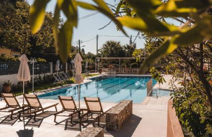 Dominoes Corfu - Foto 2